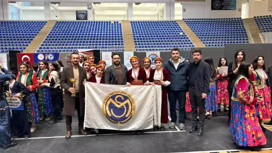 Yarışma sahnesinden bir kare