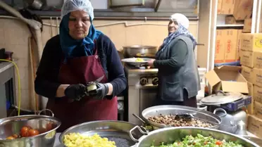 Aşevinde hazırlanan yemekler