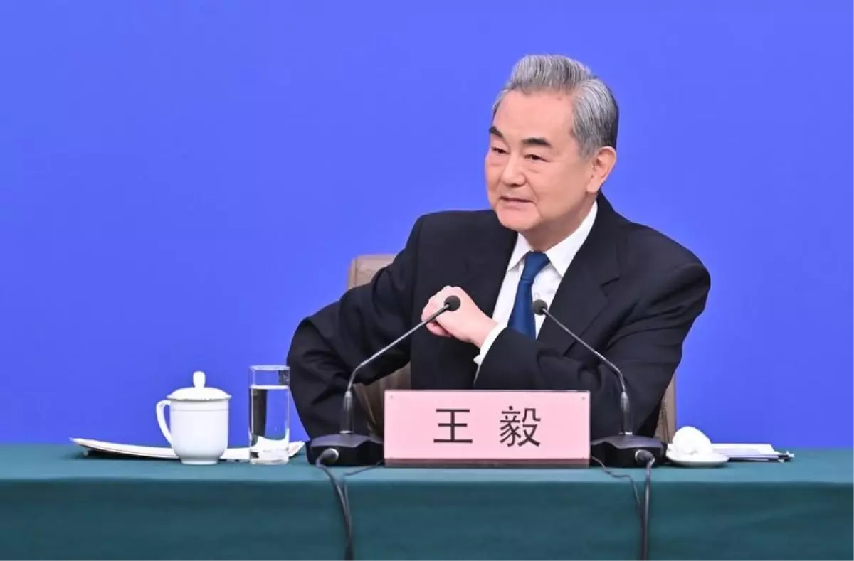 Çin Dışişleri Bakanı Wang Yi, Orta Doğu’da Kalıcı Ateşkes Talebinde Bulundu