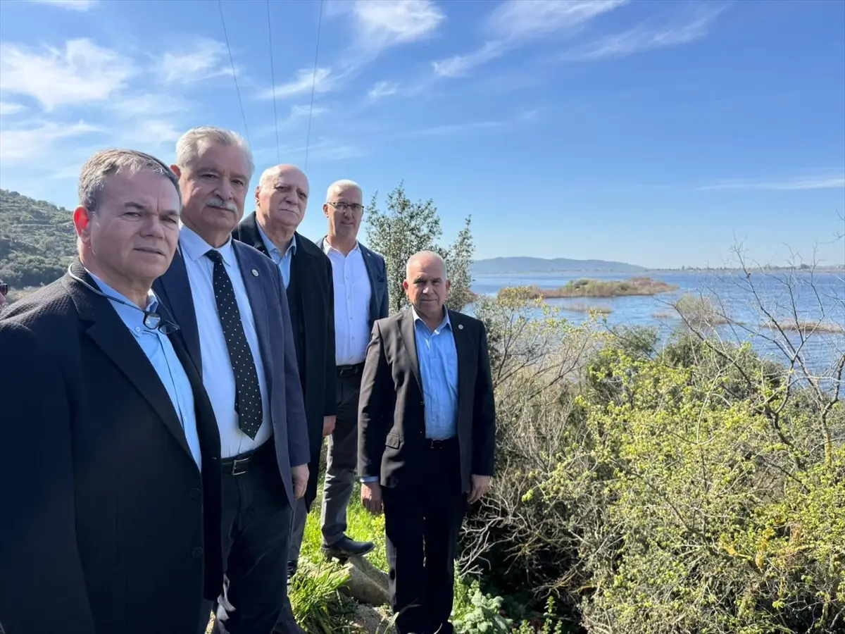 Aydın’da Sel Felaketi Tarım Alanlarını Mahvetti: Çiftçiler Destek Bekliyor