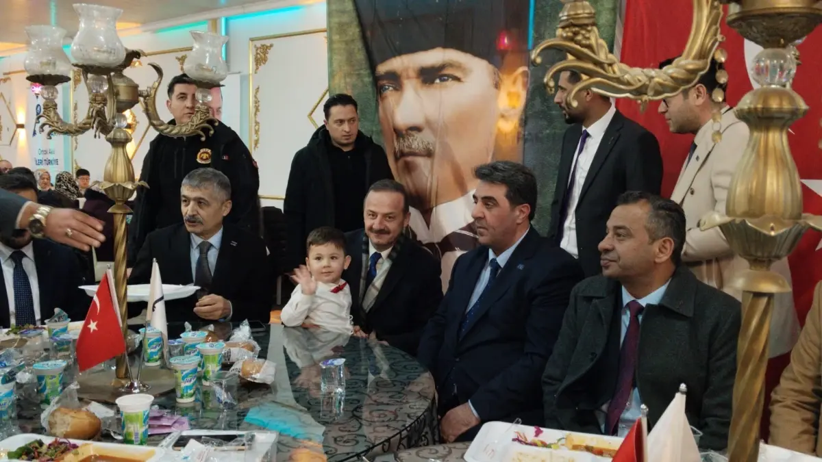 Yavuz Ağıralioğlu: Çevredeki Ateş Çemberi ve Ekonomik Gerilimler