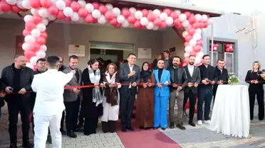 Üretilen yöresel ürünlerin sergilendiği tesis içi fotoğrafı