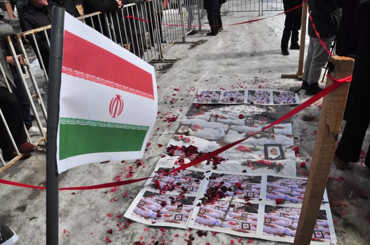 Kars'ta Gerilimli Toplantı: ABD ve İsrail'in İran Saldırıları Protesto Edildi