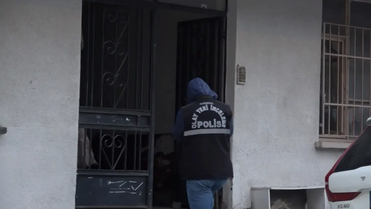 Amasya’da 53 Yaşındaki Adam Evinde Ölü Bulundu: Soruşturma Sürüyor