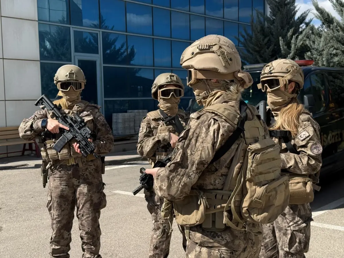 Ankara’nın Kadın PÖH’leri: Zorlu Eğitimlerin Ardındaki Hikaye