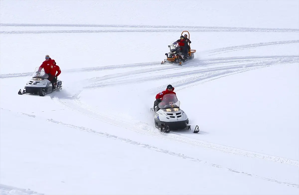 Bingöl'de AKUT'un Kar Motoru Kullanım Eğitimi Valilik Katılımıyla Gerçekleşti