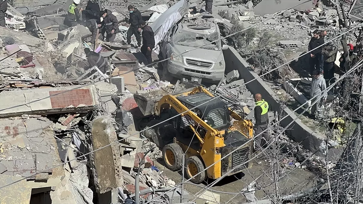 İsrail'in Lübnan'a Yönelik Hava Saldırısı: En Az 43 Kişi Hayatını Kaybetti