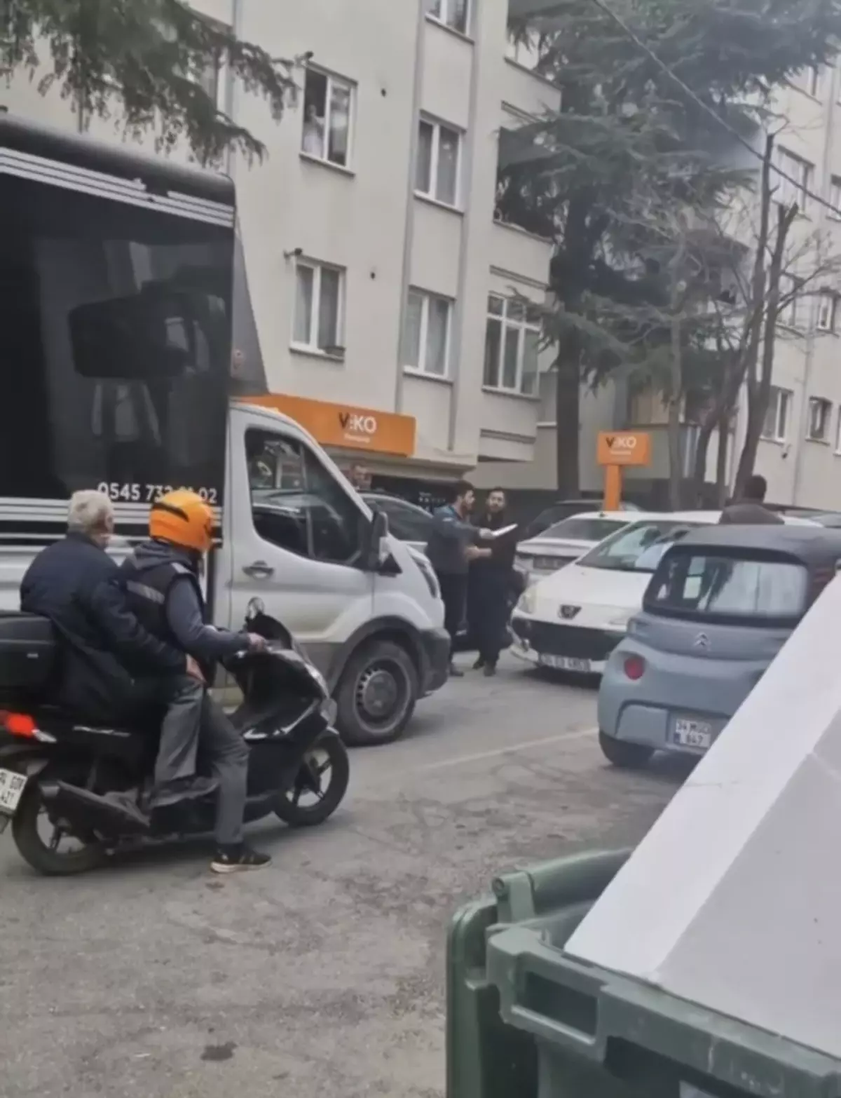 Maltepe'de Trafik Tartışması Bıçaklı Tehdit ve 542 Bin Lira Para Cezası