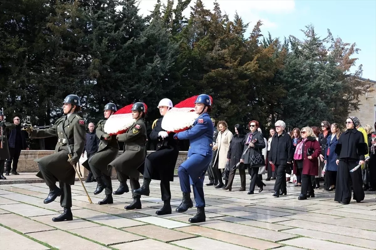 Demet Güler, Anıtkabir'de Kadın Dayanışmasını Kutladı