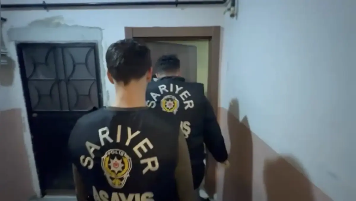 Sarıyer'de Kar Maskeli Şüpheli Havalı Ateşle Panik Yarattı, Şüpheli Yakalandı