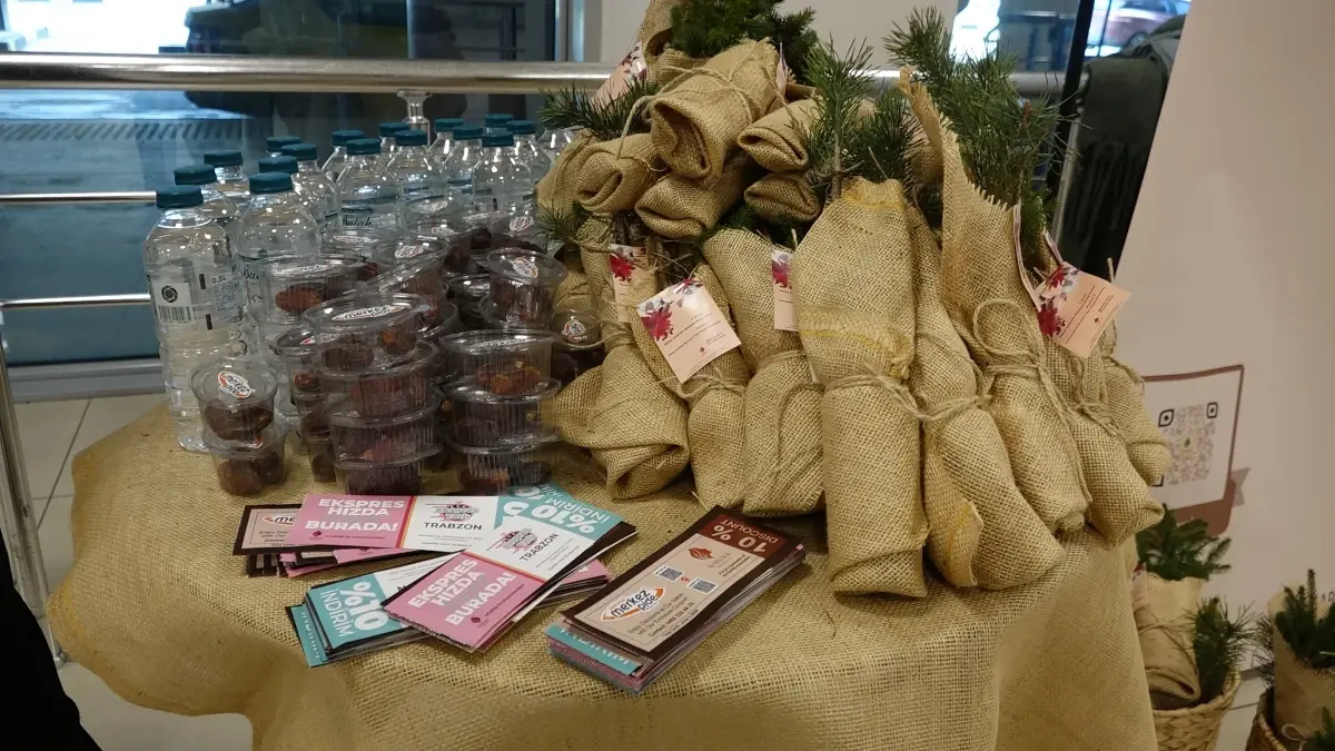 Trabzon Havalimanı'nda Kadınlar Günü'ne Yeşil Dokunuş: Fidan Hediyesi