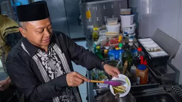 Güllaç ve Kolak tatlıları