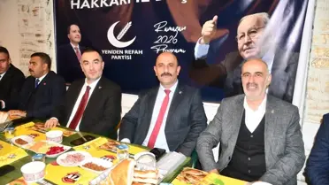 Osman Gezgin Hakkari’de iftar programından bir kare