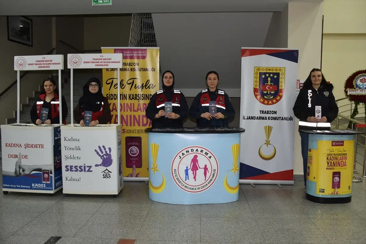 Trabzon’da 8 Mart Kadınlar Günü’nü ‘Mümkün’ Tiyatrosu ile Kutladılar