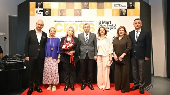 Sergide sergilenen bir eser