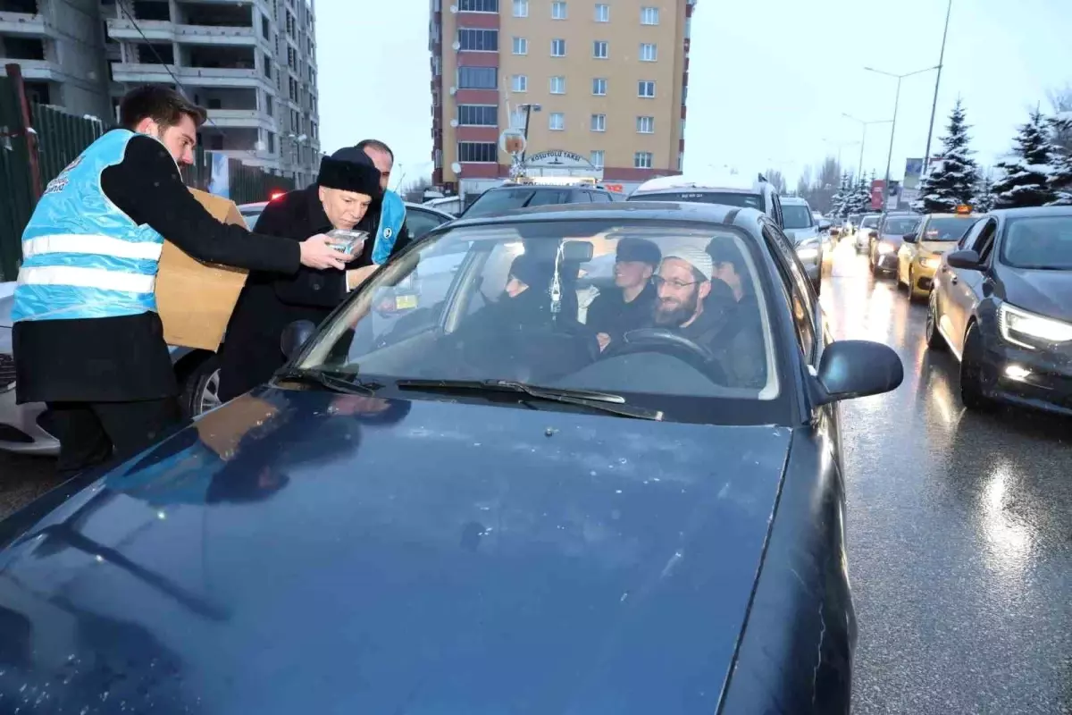 Erzurum’da “İftara 5 Kala” Programı ile Ramazan’da Dayanışma Rüzgarı