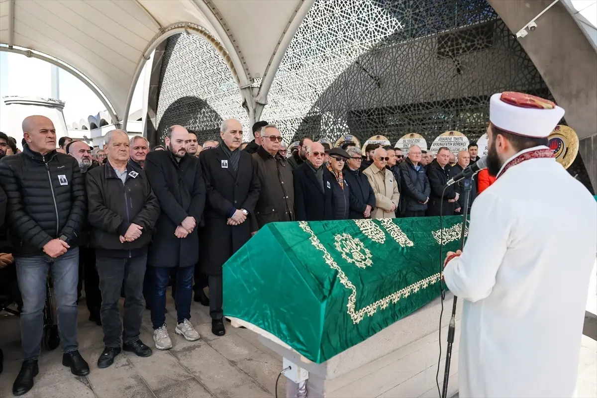 TBMM Başkanı Kurtulmuş, Prof. Dr. Metin Orhan Kutal’ın Son Yolculuğunda Yanındaydı