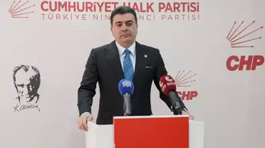 CHP Sözcüsü Zeynel Emre medya önünde