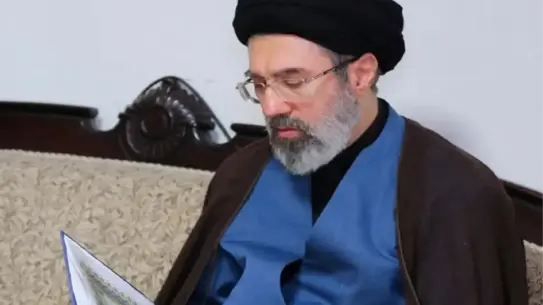 Mücteba Hamaney’in askeri hizmeti sırasında çekilmiş fotoğraf