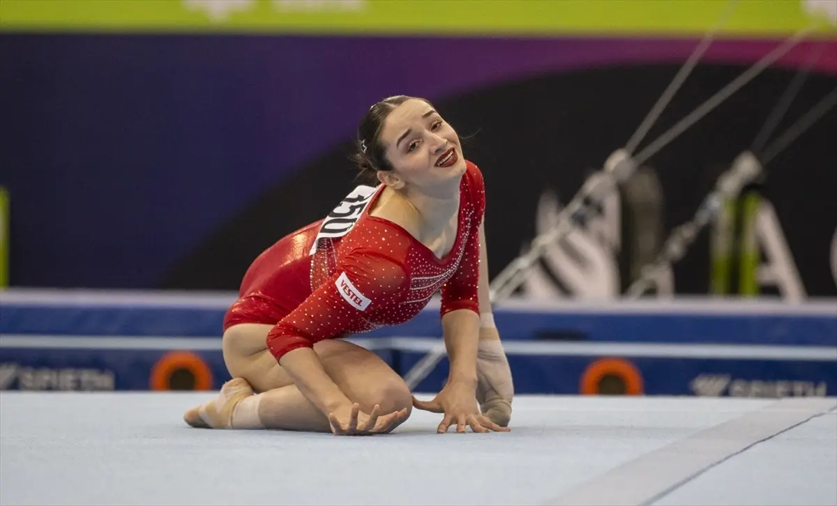 Sevgi Seda Kayışoğlu, Azerbaycan'da Artistik Cimnastik Dünya Kupası'nda Bronz Madalya Aldı