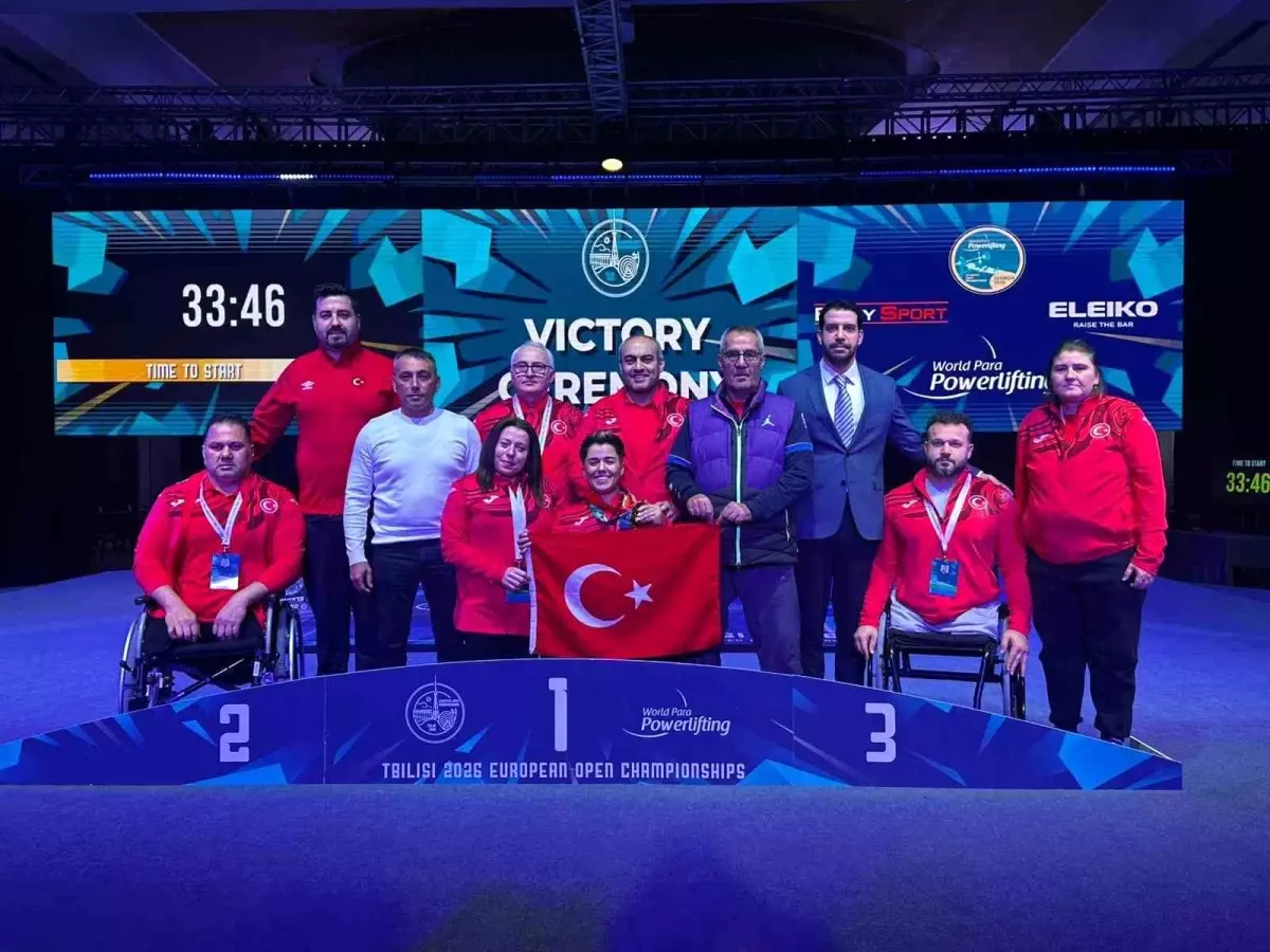 Tiflis'te Türkiye, 15 Madalya ile Avrupa Powerlifting Şampiyonası'nda Parladı