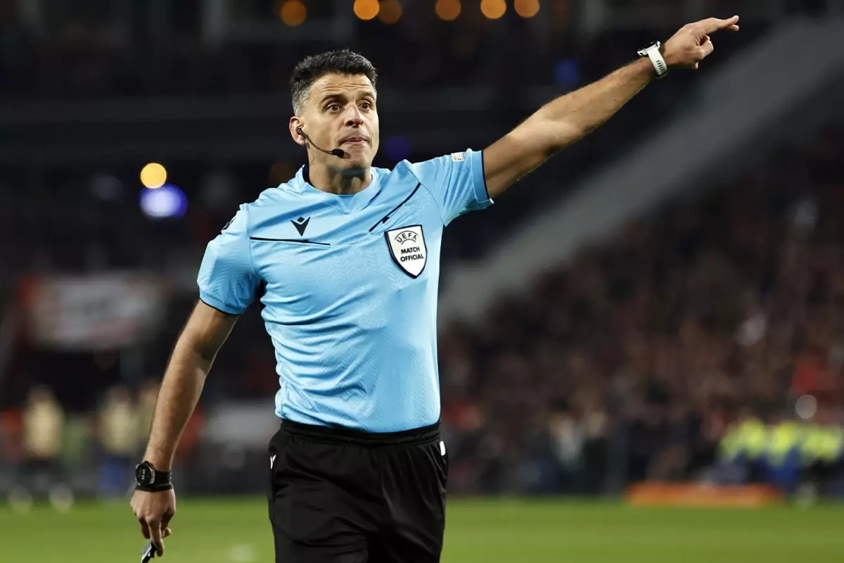 İspanyol Hakem Jesus Gil Manzano, Galatasaray-Liverpool Çeyrek Final Maçını Yönetiyor