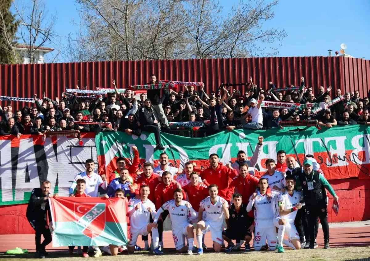 Karşıyaka, Uşakspor'u 2-1 Yenerek Play-off Mücadelesini Sürdürdü