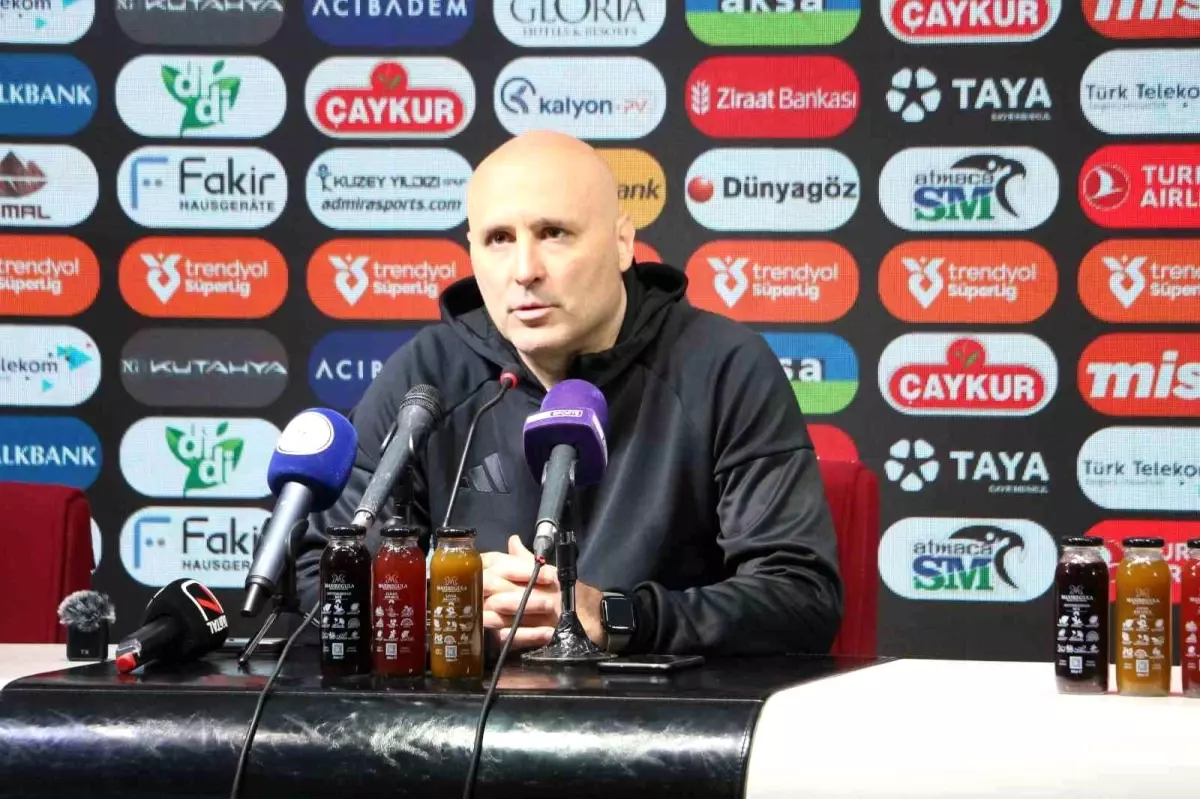 Sami Uğurlu maç sonrası açıklama yapıyor