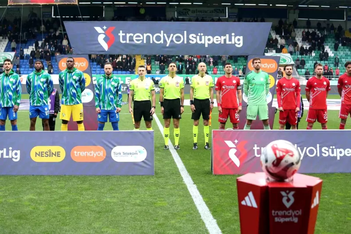 Rizespor, Antalyaspor'u Penaltı ile 1-0 Yendi: Süper Lig'de İlk Yarının Özetleri