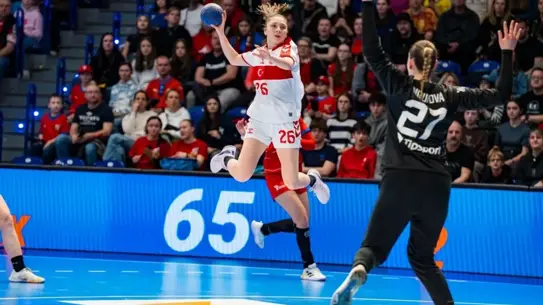 Türkiye Kadın Milli Handbol Takımı Çekya Karşısında 12 Gol Geride Kaldı