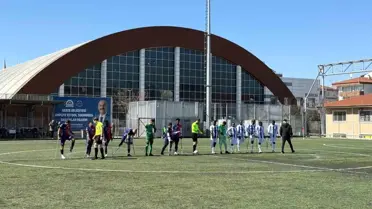 Maçın kritik anlarından bir fotoğraf