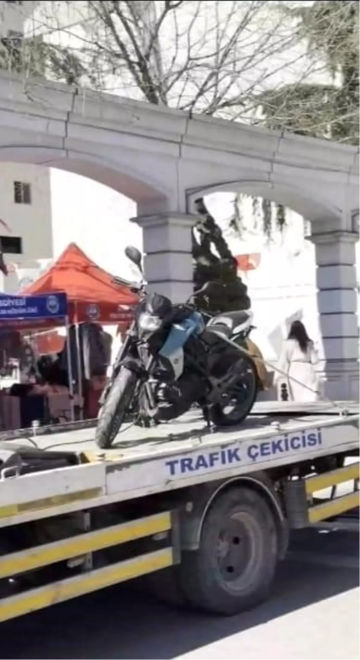 Avcılar’da Sahte Plaka ve Ehliyetsiz Sürüşe 226 Bin Lira Para Cezası