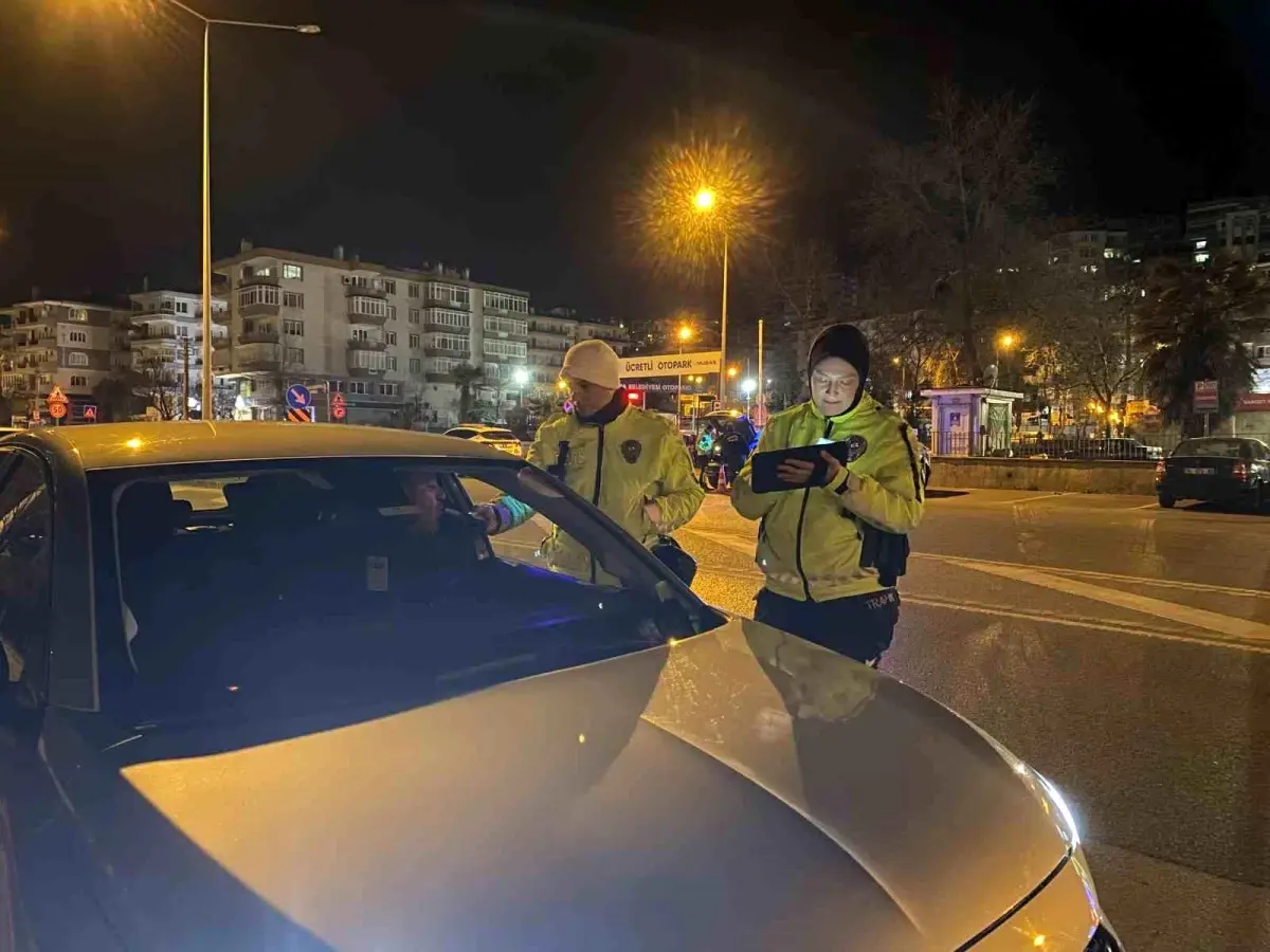 Mudanya’da Ramazan’da Gece Trafik Denetimleri Aralıksız Sürüyor