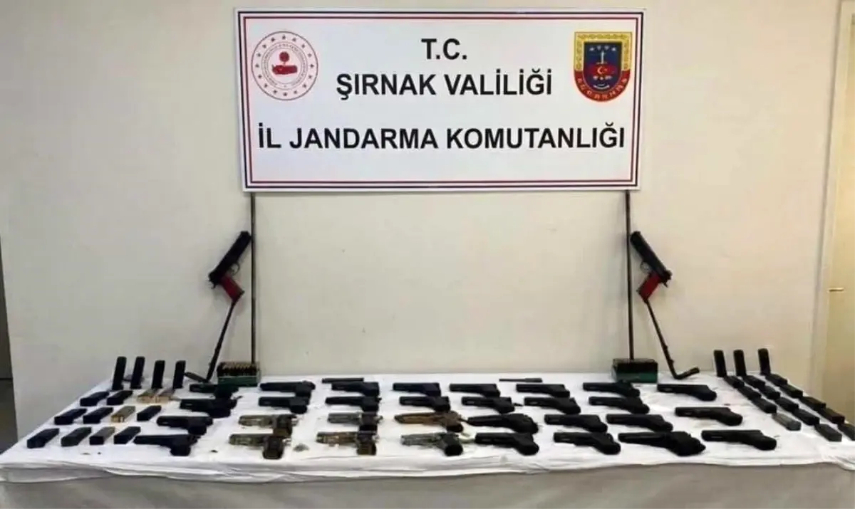 Şırnak'ta Jandarma Operasyonu: 14 Şüpheli Tutuklandı
