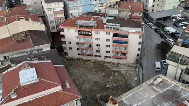 Kayan binanın detaylı drone fotoğrafı