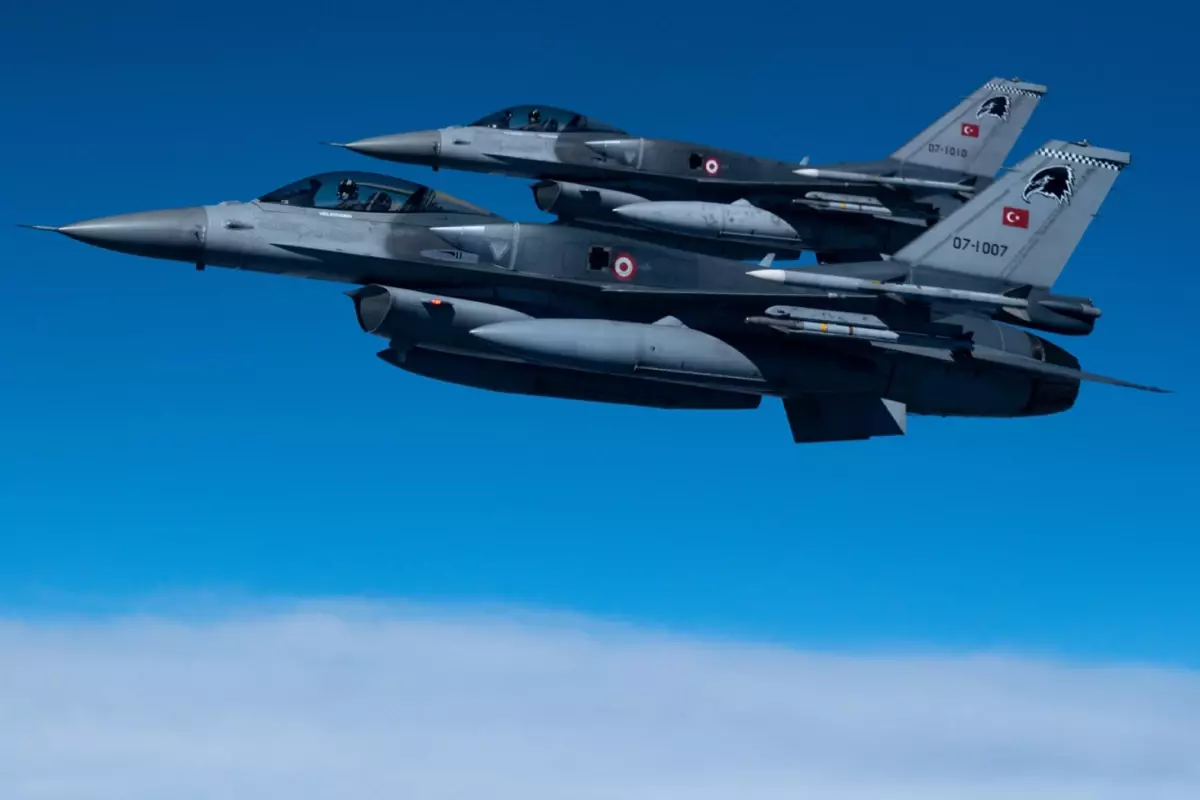 Türkiye, Kuzey Kıbrıs'ın Güvenliğini Sağlamak İçin 6 Yeni F-16’yı Gönderiyor