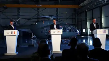 Fransa ve Yunanistan Liderleri Kıbrıs'ta Güvenlik Görüşmesi Yaptı