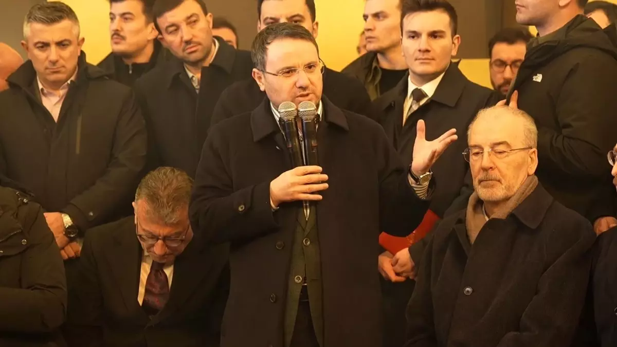 Adalet Bakanı Gürlek'ten Gençliğe Birlik Mesajı: "Tek Yumruk, Tek Ses, Tek Nefes"