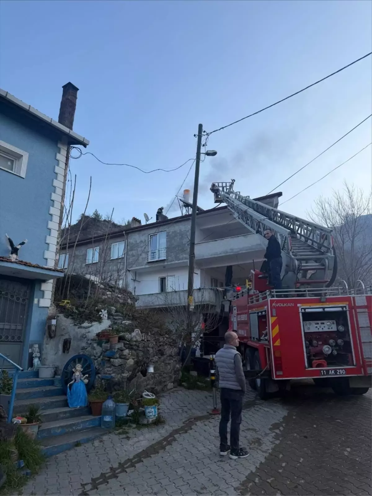 Bilecik’te Çatı Yangını Kontrol Altına Alındı