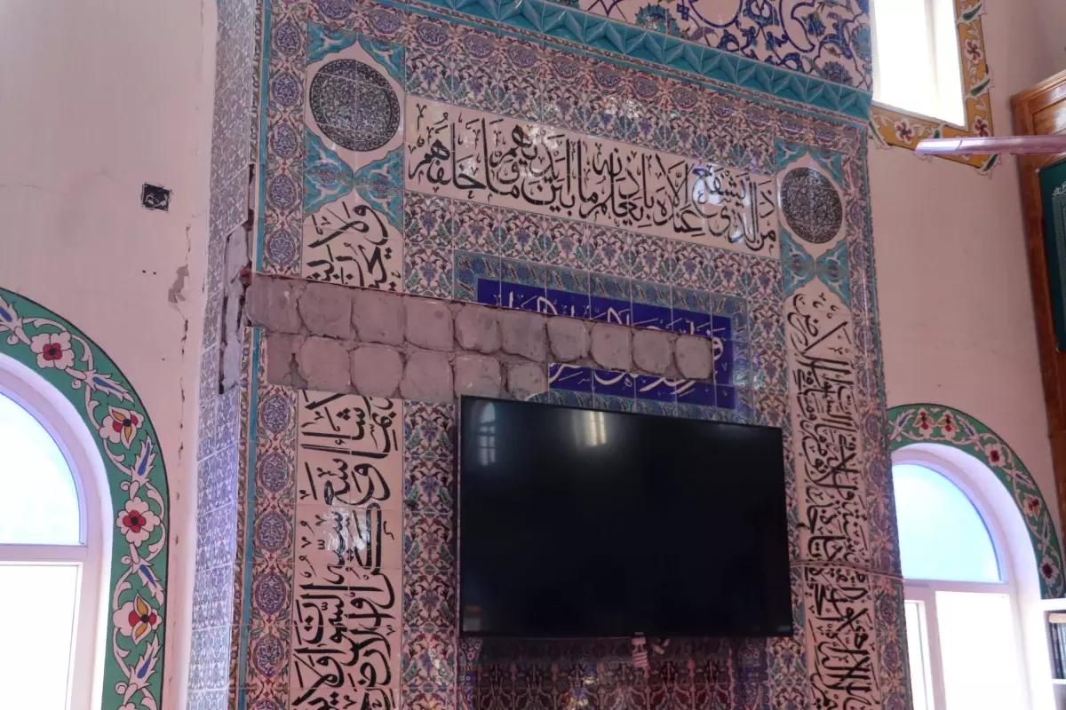 Denizli Buldan’da 5.1 Şiddetinde Deprem: Binalarda Hasar ve İlk İncelemeler