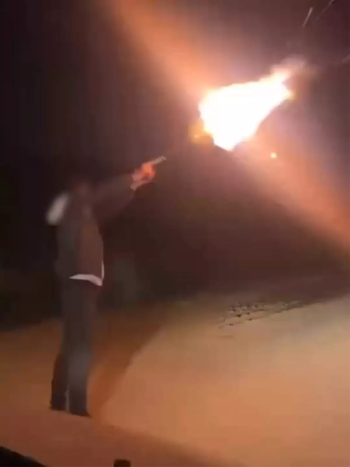 İnegöl'de Silahını Havaya Çeviren Şüpheli Gözaltına Alındı