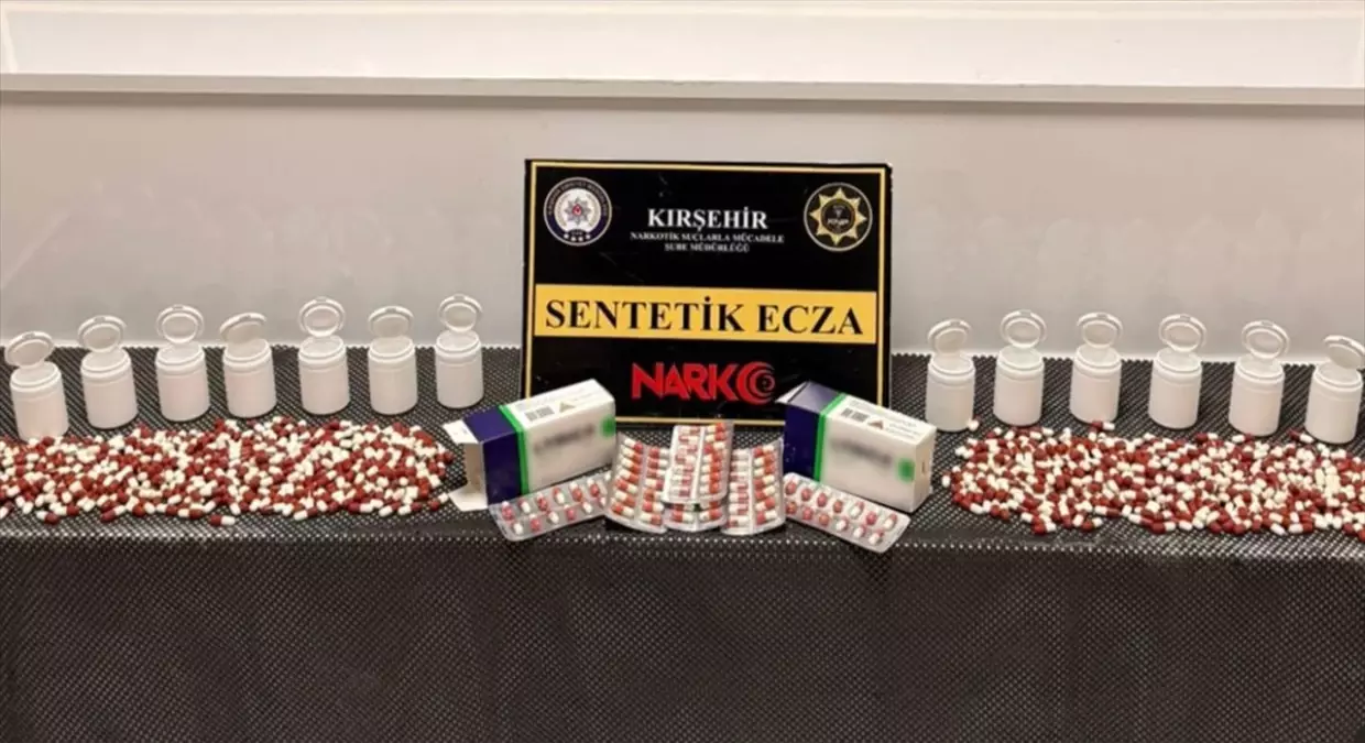 Kırşehir’de 988 Sentetik Ecza Hapla Büyük Uyuşturucu Operasyonu