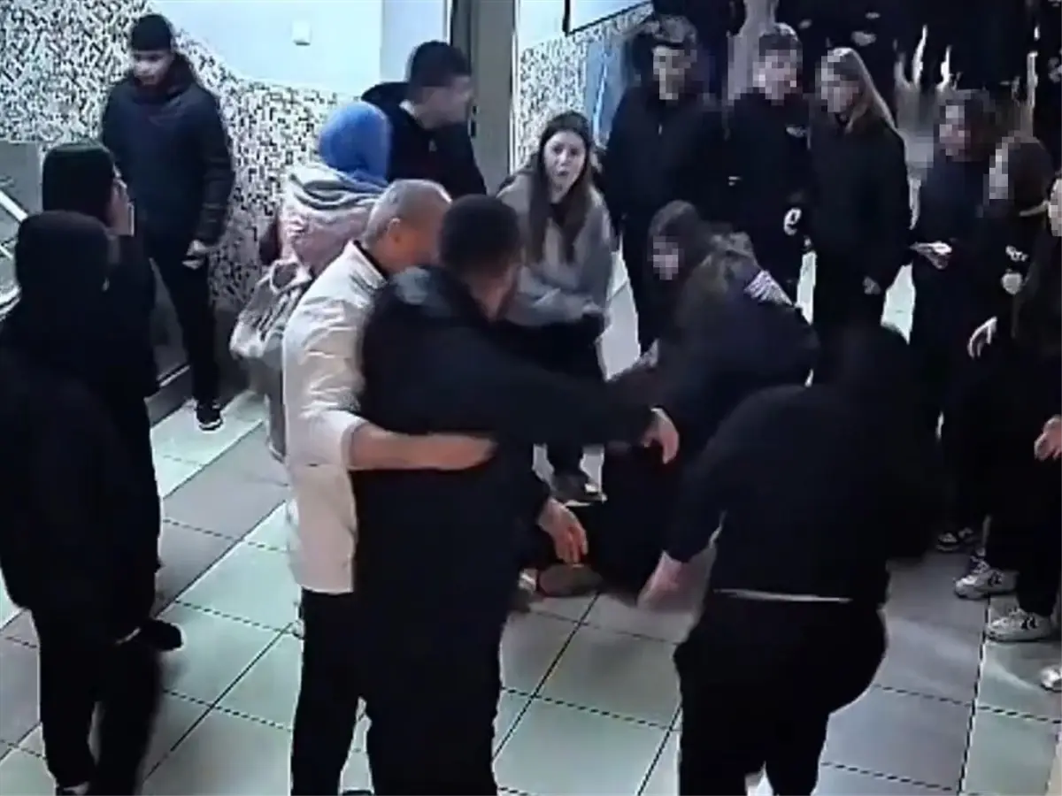 Konya’da milli haltercinin okulda müdahalesi