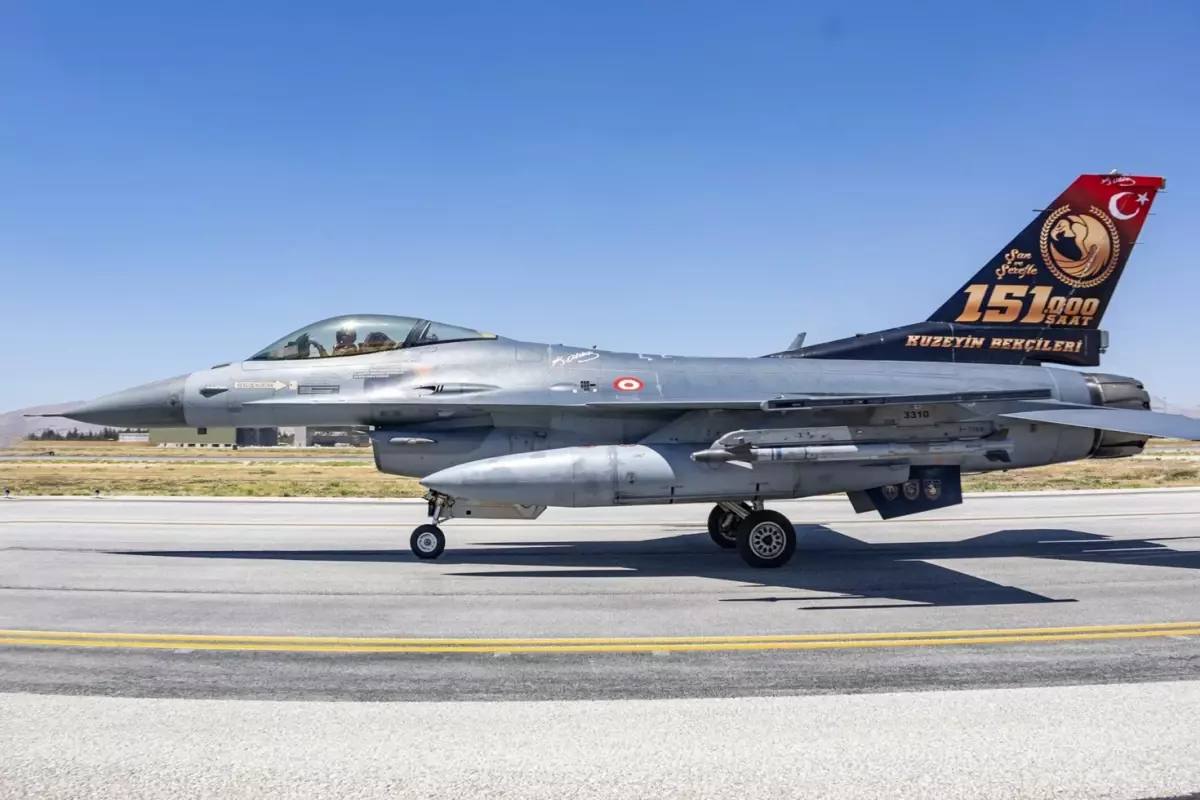 KKTC'ye 6 Yeni F-16 ve Hava Savunma Sistemleri Yerleştirildi
