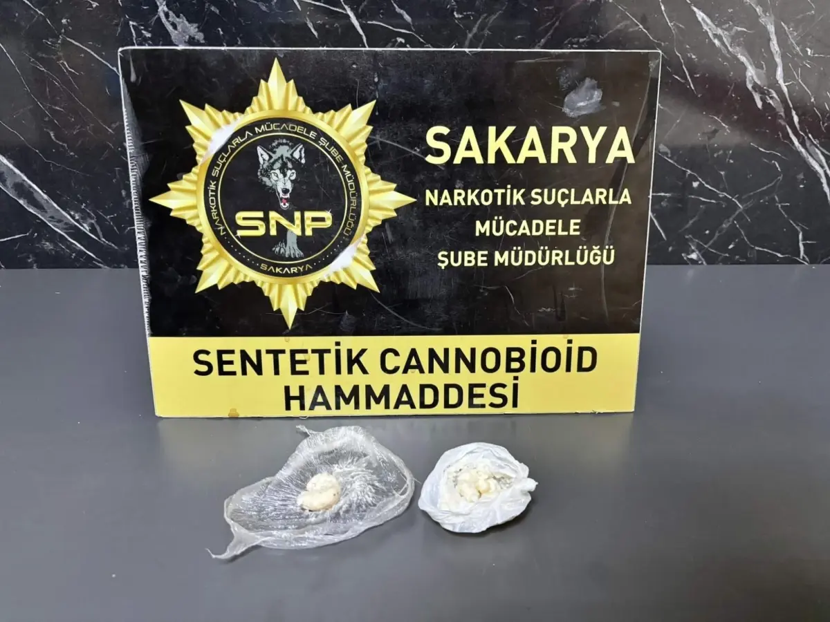 Sakarya’da Uyuşturucu Operasyonu: 2 Kişi Tutuklandı, 6 Gözaltı