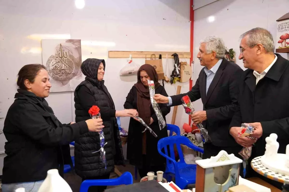 Kahta’da 8 Mart Dünya Kadınlar Günü’nde Başkan Hallaç’tan Kadınlara Anlamlı Jest