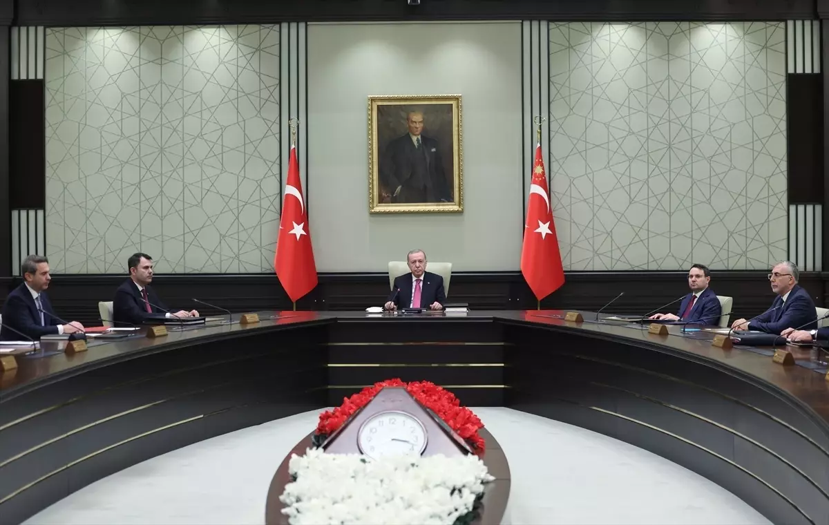 Cumhurbaşkanlığı Kabinesi Toplandı: Yeni Kararlar ve Gündem