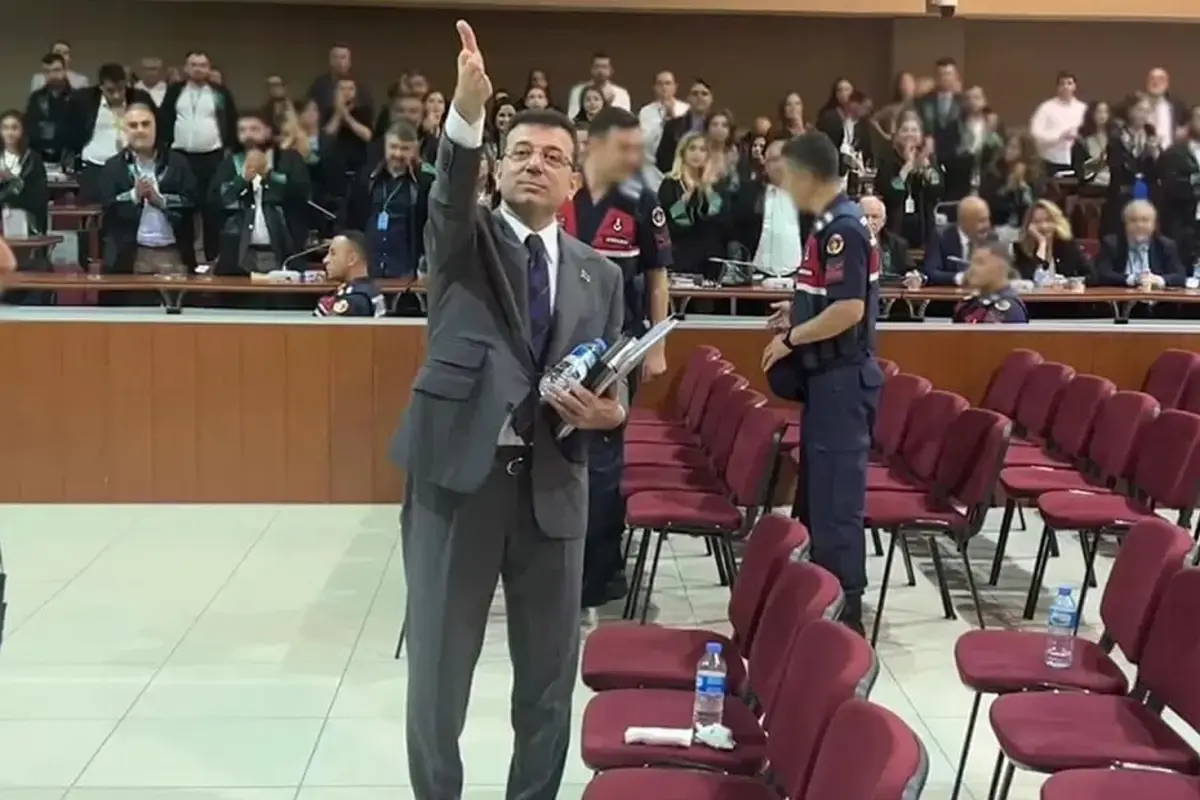 İmamoğlu Duruşma Öncesi Çarpıcı Mesajını Paylaştı: "Savunma Yapmayacağım"