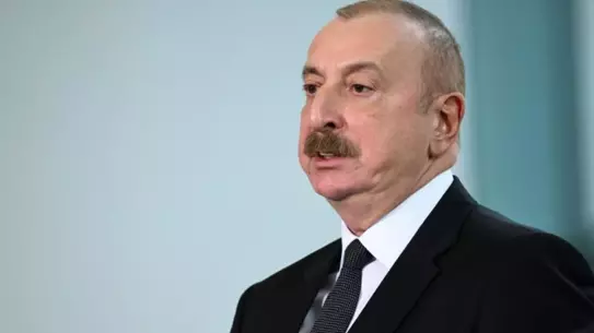 Aliyev'den Yeni İran Dini Lideri Hamaney'e Resmi Tebrik Mesajı