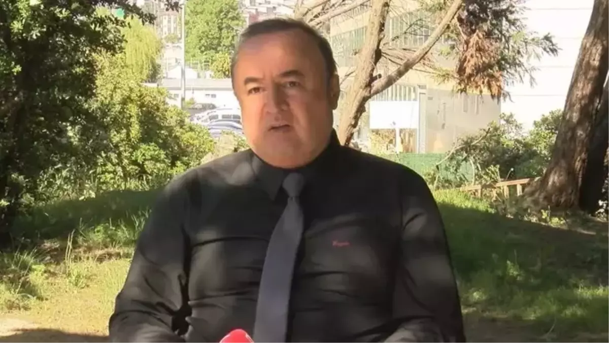 Fenerbahçe ve Nejmeh’in Teknik Direktörü Engin Fırat Kalp Krizi Nedeniyle Hayatını Kaybetti